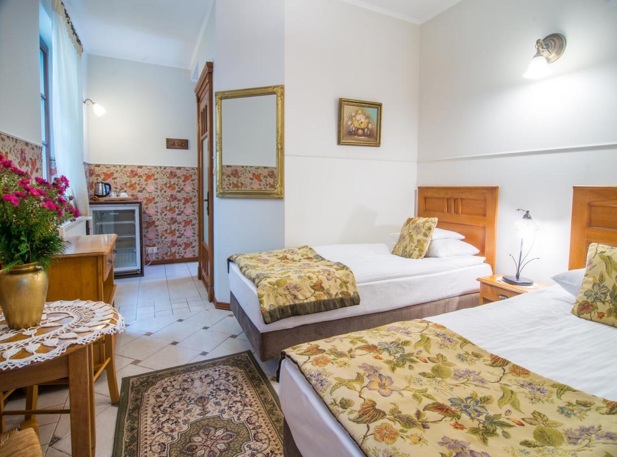 Hotel Dwa Ksiezyce Kazimierz Dolny Eksteriør billede