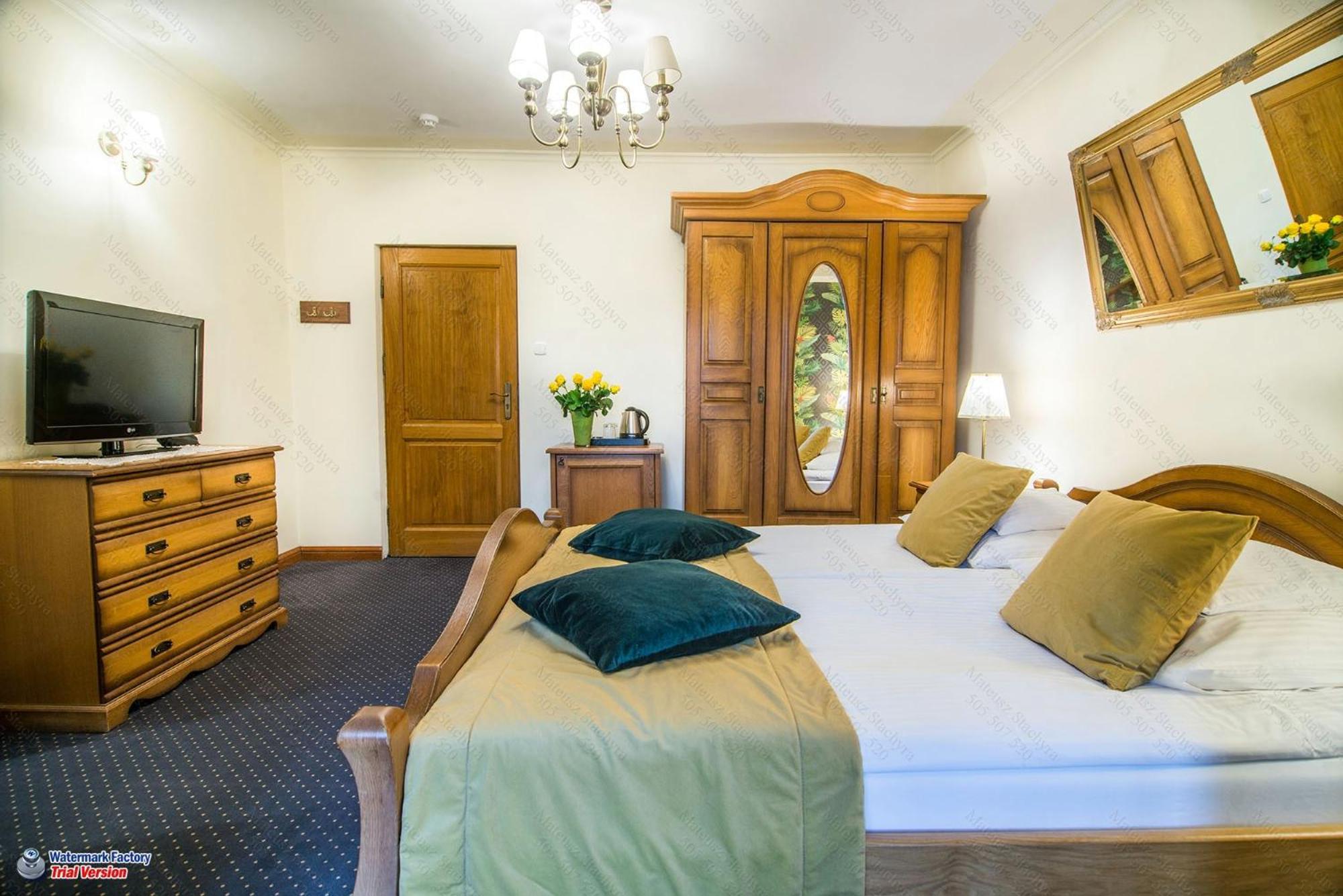 Hotel Dwa Ksiezyce Kazimierz Dolny Eksteriør billede